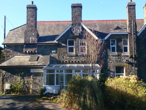 Barmouth House | Penbryn Mynach Holiday Cottage
