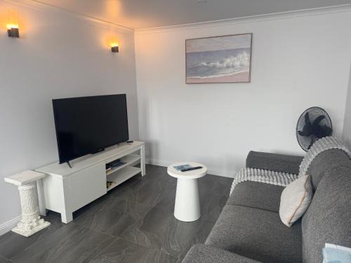 Cooee Apartment | Penguin Paradise Studio Guesthouse