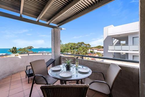 Soldiers Point Apartment | Peninsula Waters Unit 14 Soldiers Point Road 2