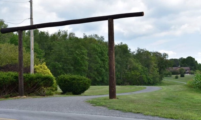 Howard House | Penn State Fans Love King’s Nittany Ridge Hideaway!