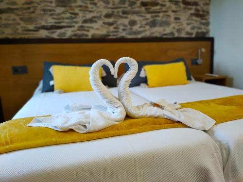 Salceda House | Pension Albergue Alborada