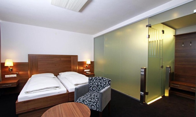 Favoriten House | Pension am Kurpark