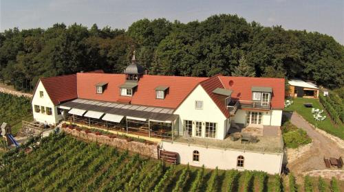 Diera-Zehren House | Pension Bella Vista - Winzerhof Golk