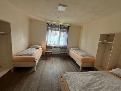 Buende House | Pension Highway Bünde 2