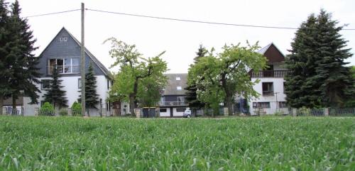 Freiberg West House | Pension Hubertushof Monteurunterkunft
