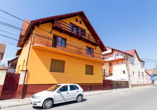 Lazaret House | Pension La Viorel Isaila
