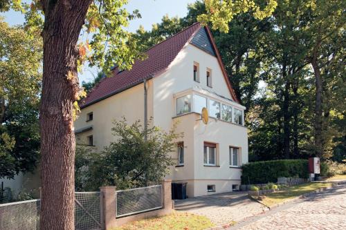 Sangerhausen House | Pension Rosengarten