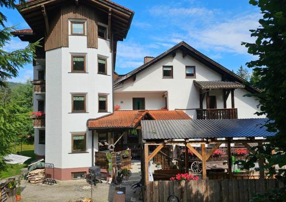 Zwiesel House | Pension Schatzkisterl