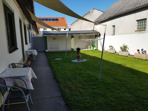 Podersdorf am See Apartment | Pension Thalhammer - Adults Only nur Erwachsene
