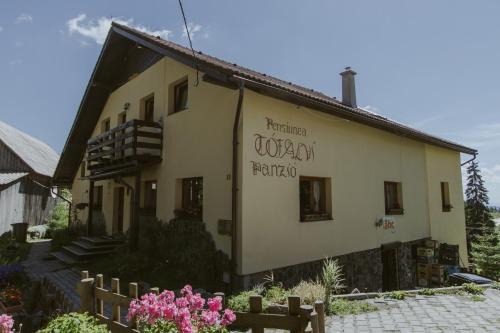 Harghita-Bai House | Pension Tofalvi