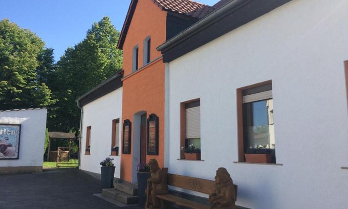 Krauschwitz House | Pension Zum alten Gasthaus Hänsel