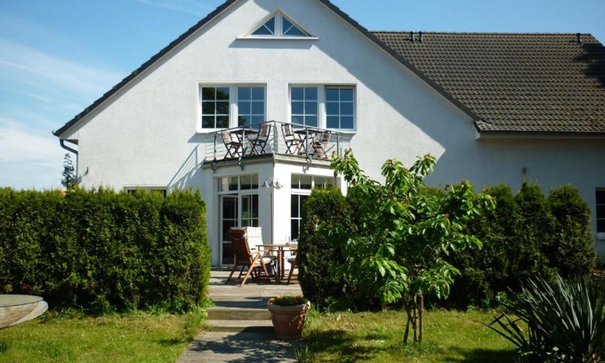 Bastorf House | Pension zum Leuchtturm