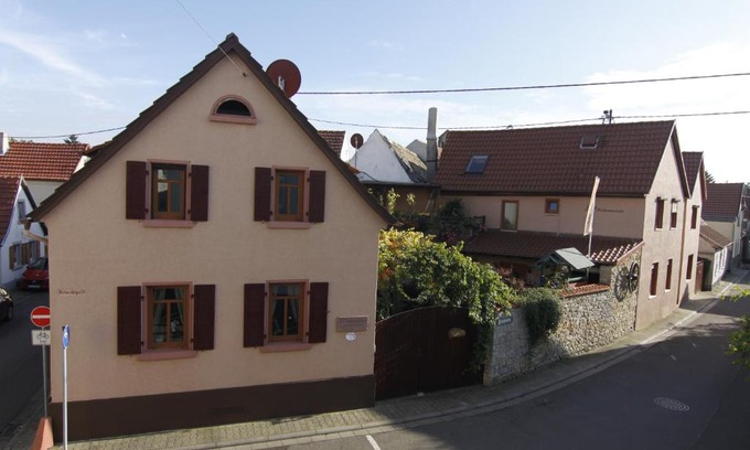 Mainz-Bingen House | Pension Zur Schlummerstube