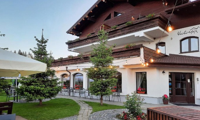 Paltinis Hotel | Pensiune & Restaurant Victoria