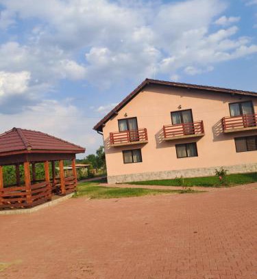 Polovragi House | Pensiunea Agroturistica Andi