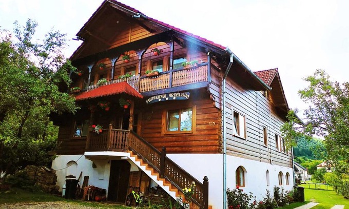 Vadu Izei House | Pensiunea Ardelean