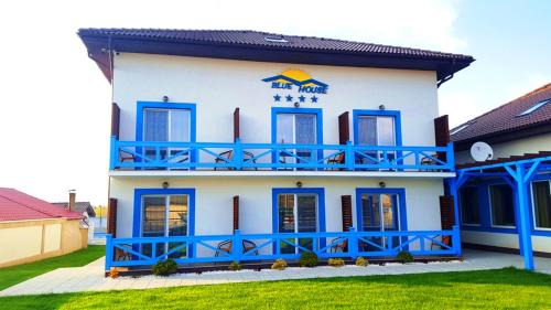 Murighiol House | Pensiunea Blue House