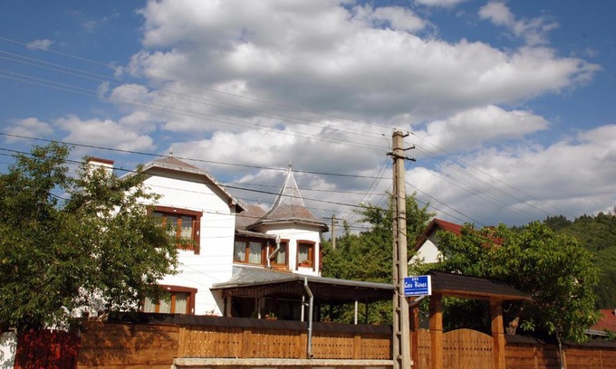 Vama House | Pensiunea Casa Bianca - Bucovina