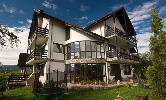 Moieciu House | Pensiunea Casa Boiereasca