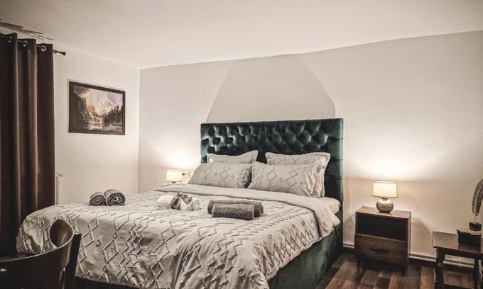 Paltin House | Pensiunea Cocoș