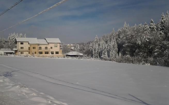 Partestii de Jos House | Pensiunea Diva
