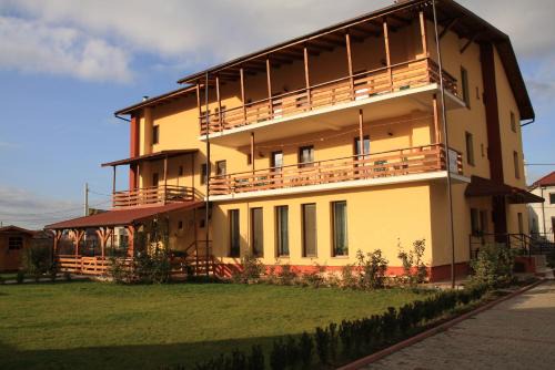 Floresti House | Pensiunea Maria , Floresti