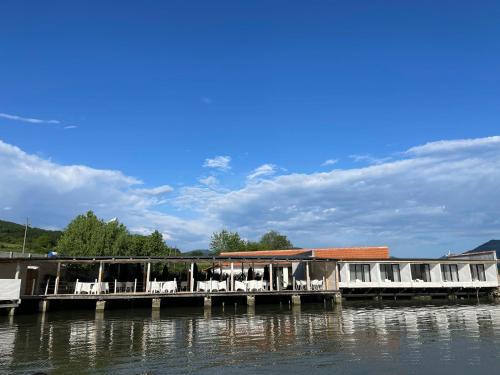 Berzasca House | Pensiunea Pescador
