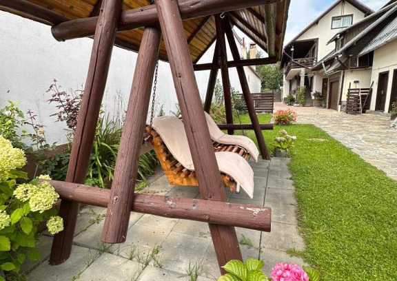 Vladeni House | Pensiunea Stoian