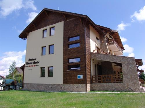 Cristian House | Pensiunea Valceaua Zanelor