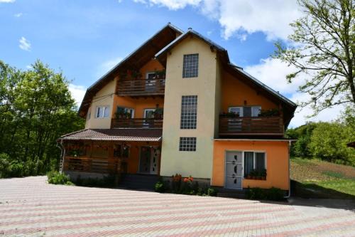 Valea Iasului House | Pensiunea Valea Badilii