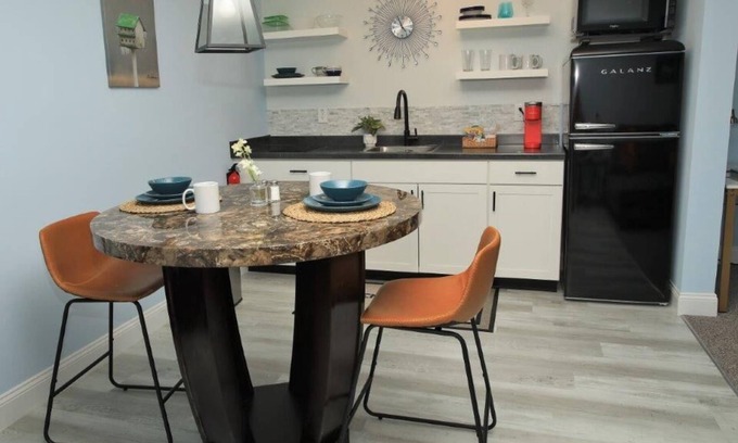 Indian Head Apartment | Pentagon Suites
