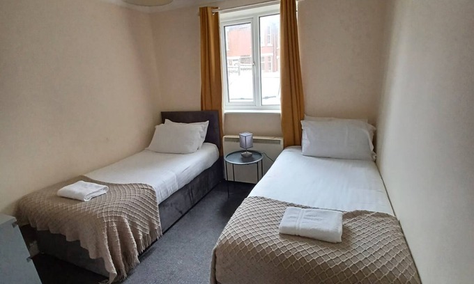 Shirley Apartment | Penthouse Accommodation 1- Premier Lodge