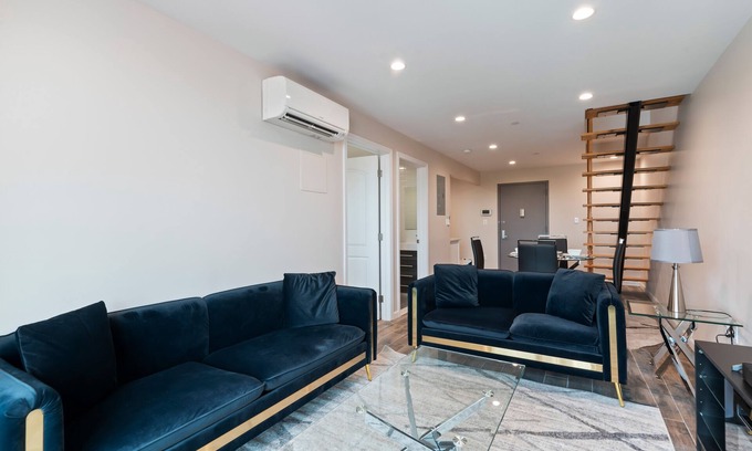 Queens Apartment | Penthouse Duplex Apartment NYC