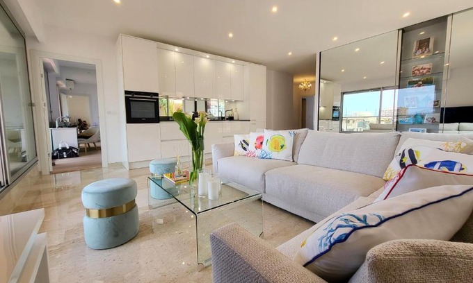 Monte Carlo City Centre Apartment | PENTHOUSE MAJESTIC, MC, Bnbrickeys