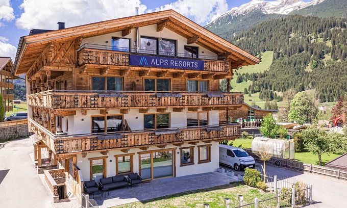 Lermoos Apartment | Penthouse mit 2 Schlafzimmer by Interhome