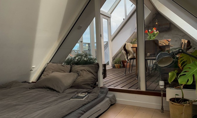 Osterbro House | Penthouse, private rooftop, near downtown and and the ocean.