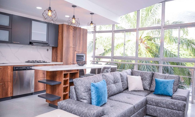 El Castillo Apartment | Penthouse Roof inside Lleras Duplex 3 Bedroom AC Hot Tub