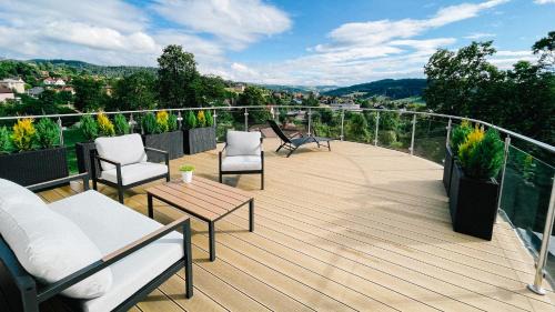 Ponice Apartment | Penthouse Słoneczna Rapsodia - blisko Parku Zdrojowego - duży taras na dachu - piękny widok - winda - garaż
