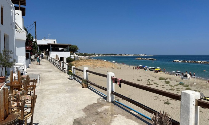 Skyros Town Apartment | Penthouse Studio with Breathtaking 360° Aegean Sea Views in Prime Magazia Beach