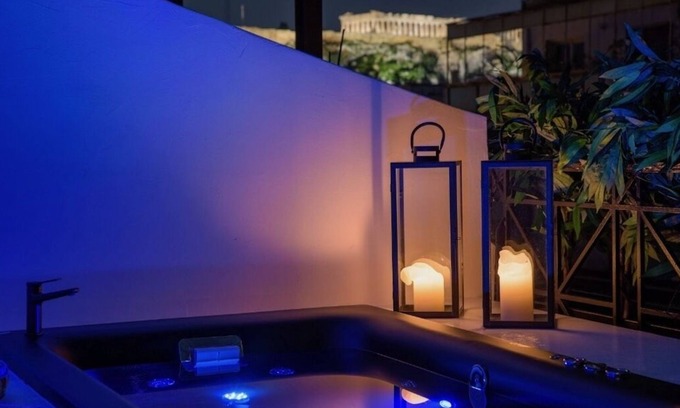 Plaka Apartment | Penthouse W/View & Plunge Pool