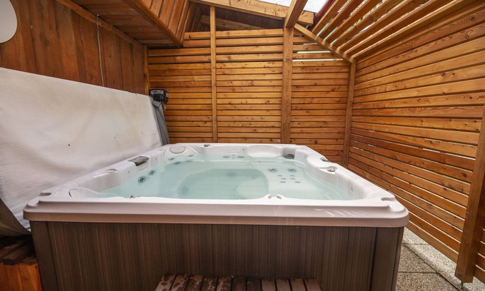 Nove Syrovice House | Penzion Grasel