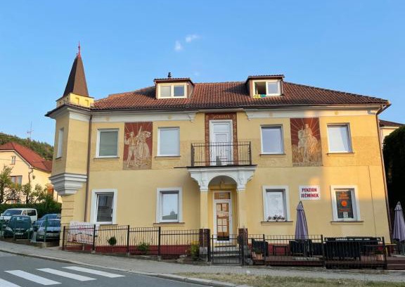 Luhacovice House | Penzion Ječmínek