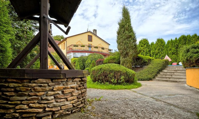 Zborovy House | Penzion Pod Zvonem