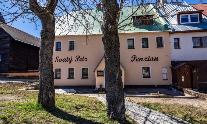 Bozi Dar House | Penzion Svatý Petr