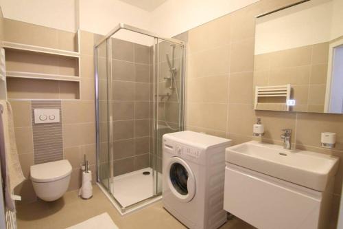 Jaromerice nad Rokytnou Apartment | Penzion U Zamku
