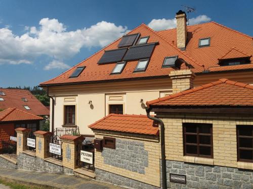 Vlastejovice House | Penzion Ve Staré škole