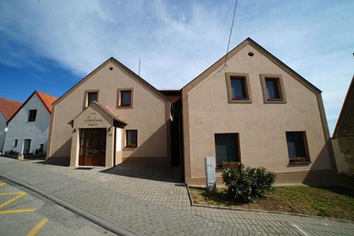 Pavlov House | Penzionu Aurelius u Bednářů