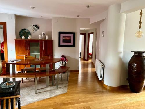 Torrelavega Apartment | Pequeñeces