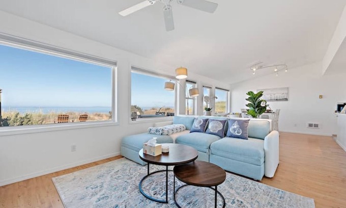 Oak Harbor House | Perch - West Beach Point: Panoramic view home w/Hot Tub! Pet Friendly!