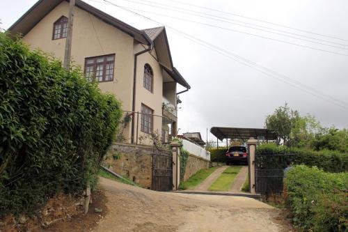 Nuwara Eliya House | Perera Homestay